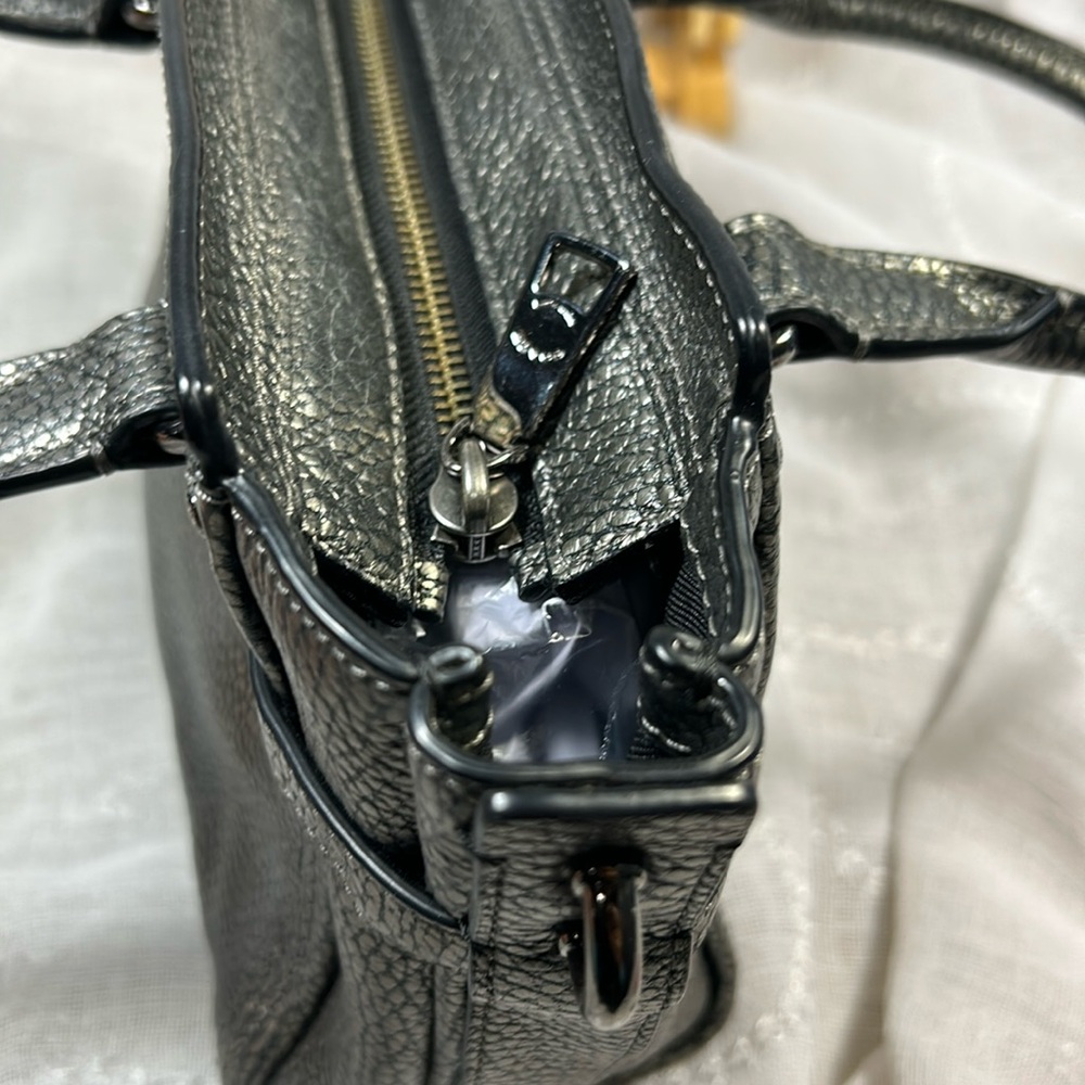 Coach Swagger leather in silver grey handbag - Picture 11 of 16